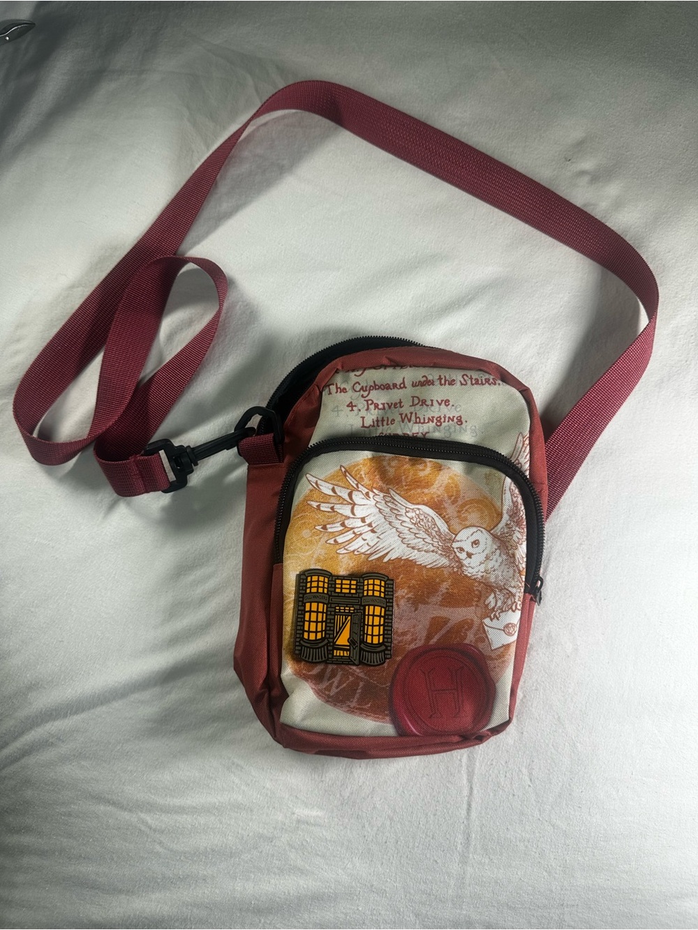 Harry Potter Crossbody Bag with Ollivanders Pin. Loot Crate Hogwarts letter bag
